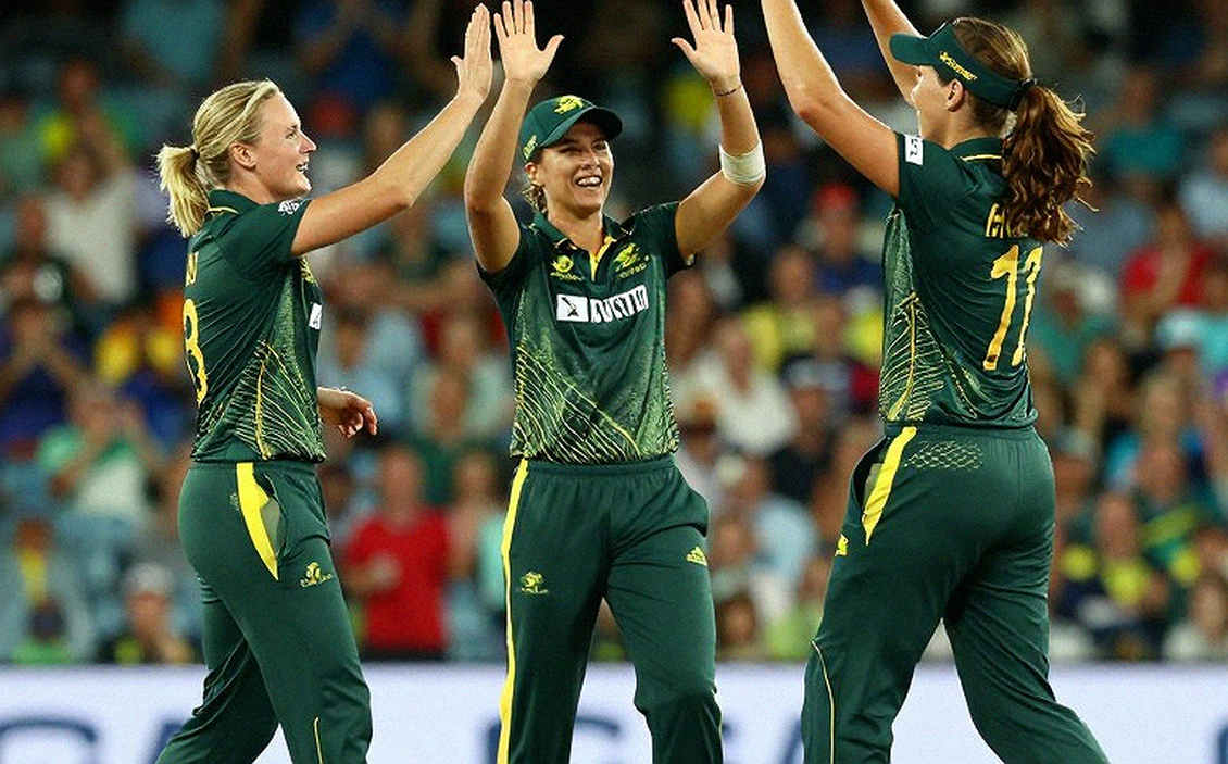 Patience at Kingsmead: Australia's 187/6 and the Silence of 33 Balls