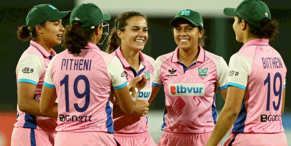 কারফিউ, পরিধি আর একটি অযাচাইকৃত অবসর: ইংল্যান্ড ক্রিকেটের সংকট-আখ্যানের লেজার