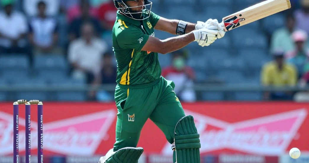 The Dew Ledger: Thirteen Nights of the Asia Cup, Three Wrong Assumptions, and the Silent Middle-Over Collapse