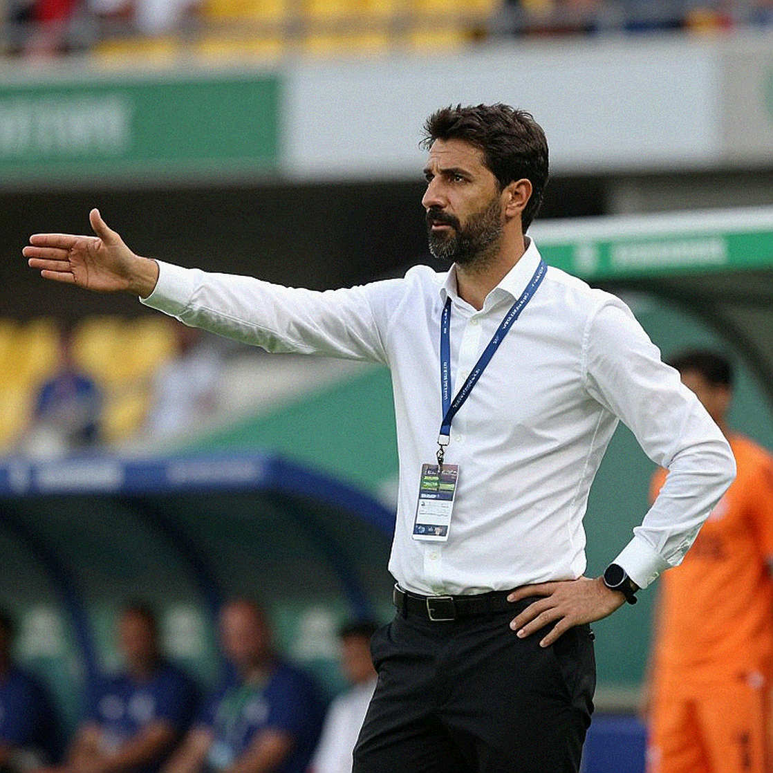 Netherlands' Striker Crisis: A Call Lost in the Maze of Misinformation Netherlands' Striker Crisis: A Call Lost in the Maze of Misinformation