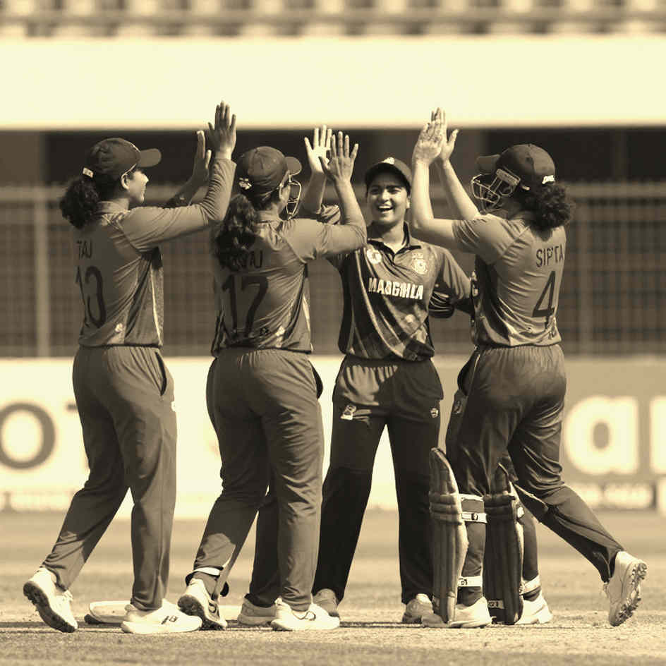 হাত ফুলে গেছে, মাঝের সারি ফাঁকা: টসের দিনে বাংলাদেশ-ওয়েস্ট ইন্ডিজ টেস্টের আসল হিসাব